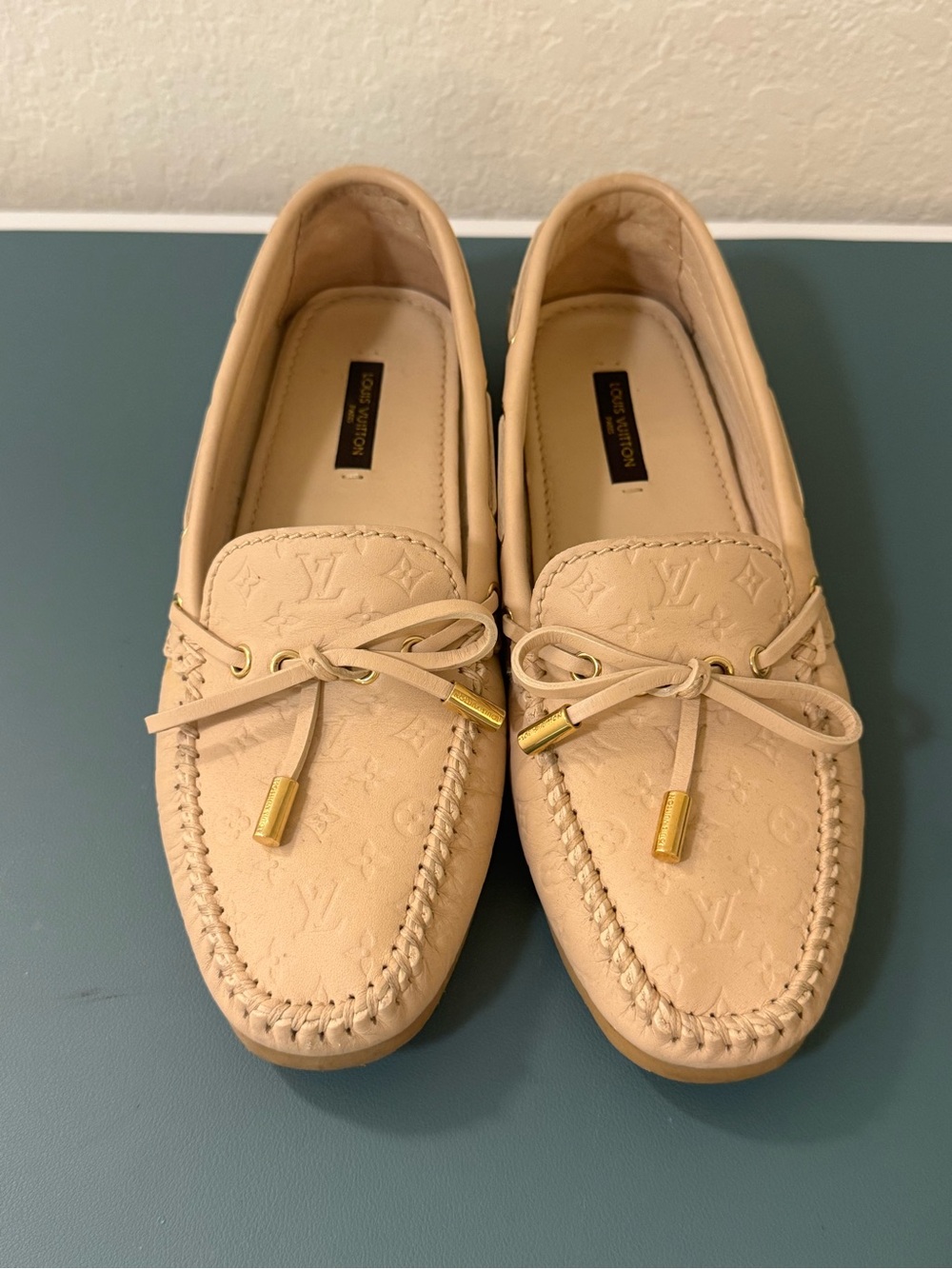 Louis Vuitton Monogram Empreinte Leather Driving Loafers Moccasins Cream Women’s